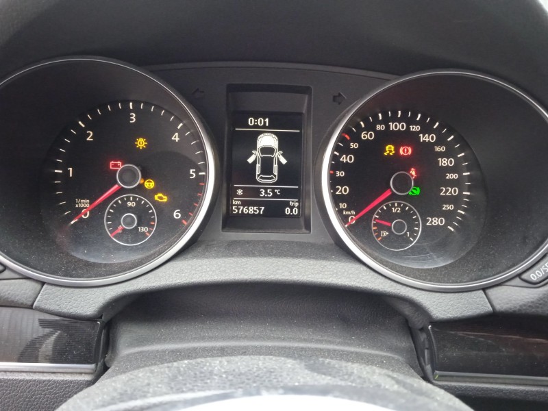 volkswagen golf vi (5k1) del año 2009