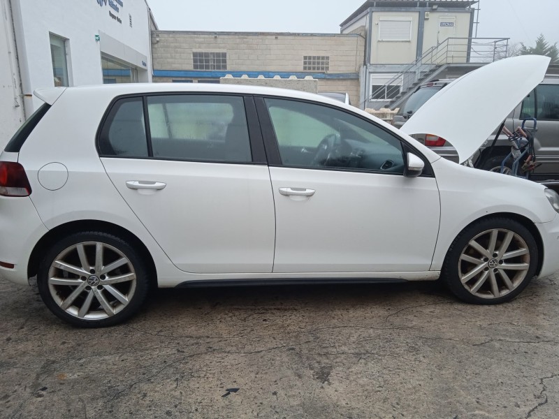 volkswagen golf vi (5k1) del año 2009