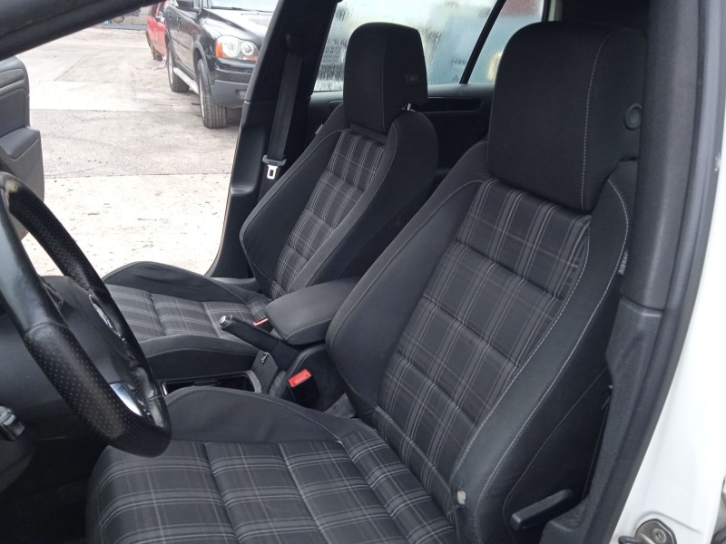 volkswagen golf vi (5k1) del año 2009