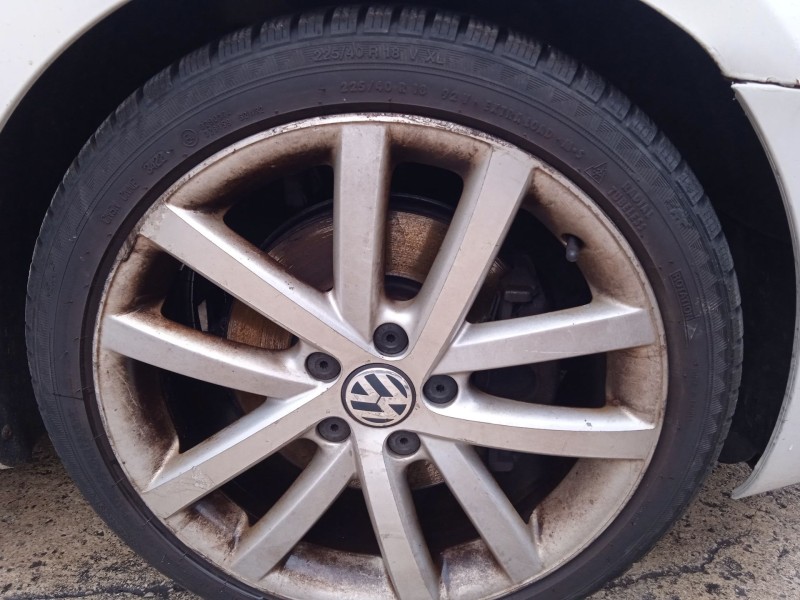 volkswagen golf vi (5k1) del año 2009