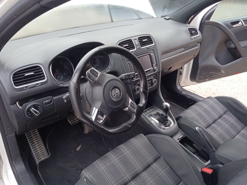 volkswagen golf vi (5k1) del año 2009
