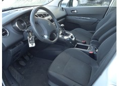 peugeot 5008 (0u_, 0e_) del año 2012 2