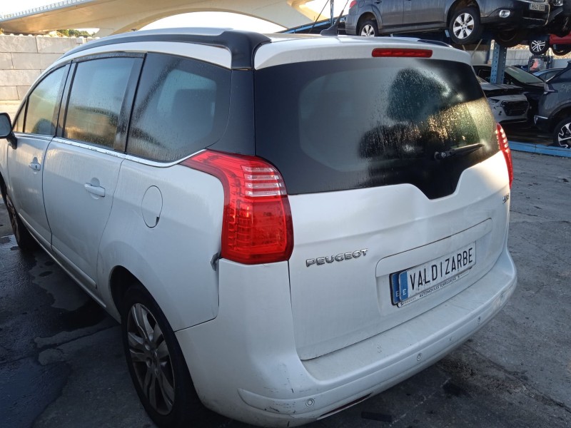 peugeot 5008 (0u_, 0e_) del año 2012