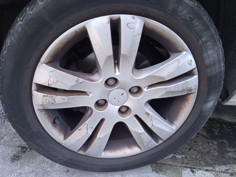 peugeot 5008 (0u_, 0e_) del año 2012