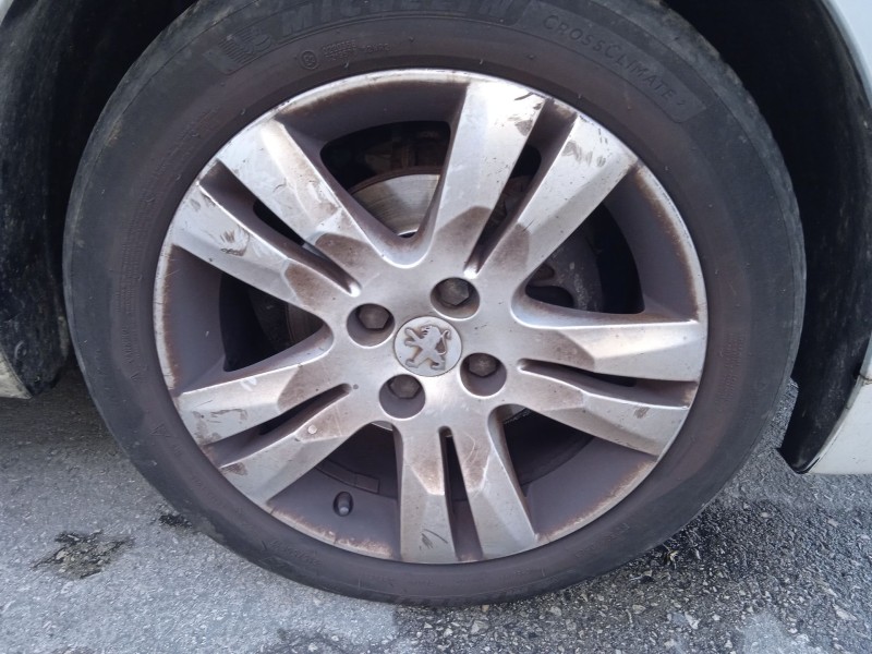 peugeot 5008 (0u_, 0e_) del año 2012