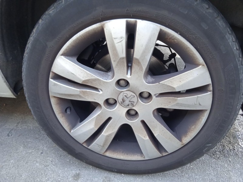 peugeot 5008 (0u_, 0e_) del año 2012