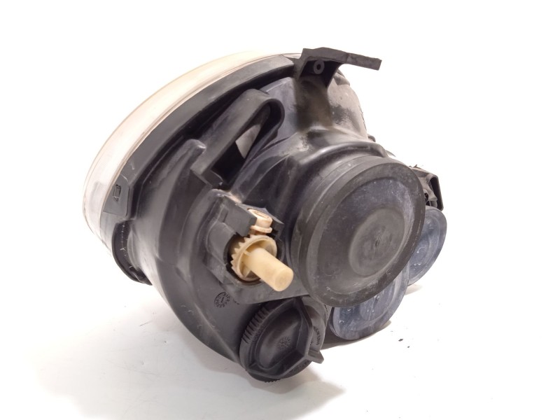 Recambio de faro izquierdo para volkswagen polo iv (9n_, 9a_) 1.4 16v referencia OEM IAM 6Q1941007AF  