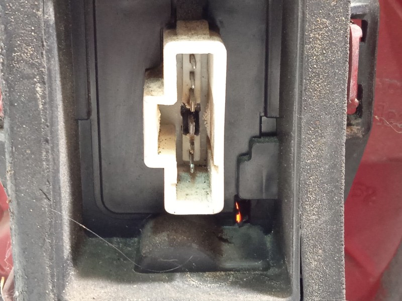 Recambio de piloto trasero izquierdo para peugeot 307 sw (3h) 2.0 hdi 90 referencia OEM IAM 6350Q6  