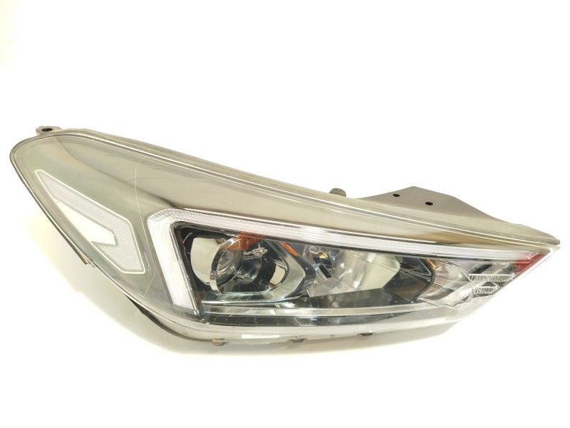 Recambio de faro derecho para hyundai tucson (tl, tle) 1.6 gdi referencia OEM IAM 92102D7500  