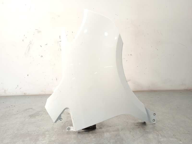 ALETA DELANTERA DERECHA A9108810100 9108810100