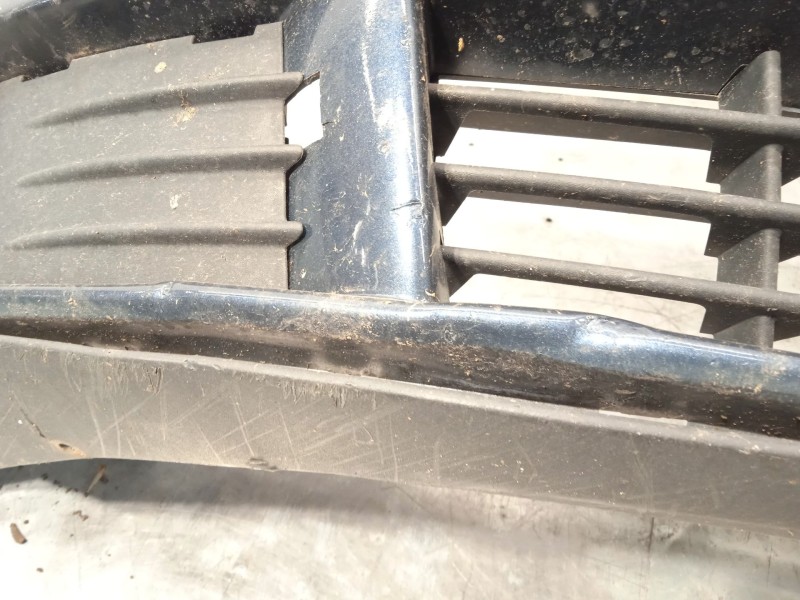 Recambio de paragolpes delantero para volvo v50 (545) 2.0 d referencia OEM IAM 39995752  