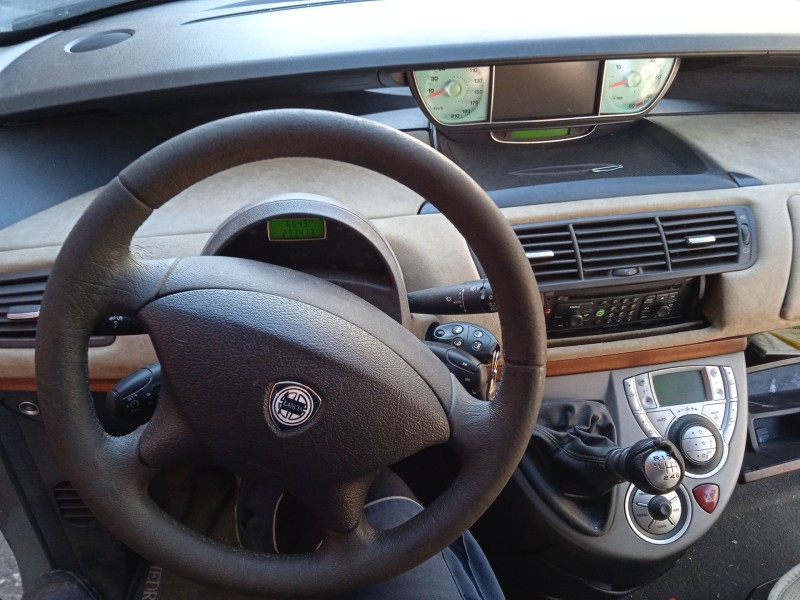 lancia phedra (179_) del año 2005