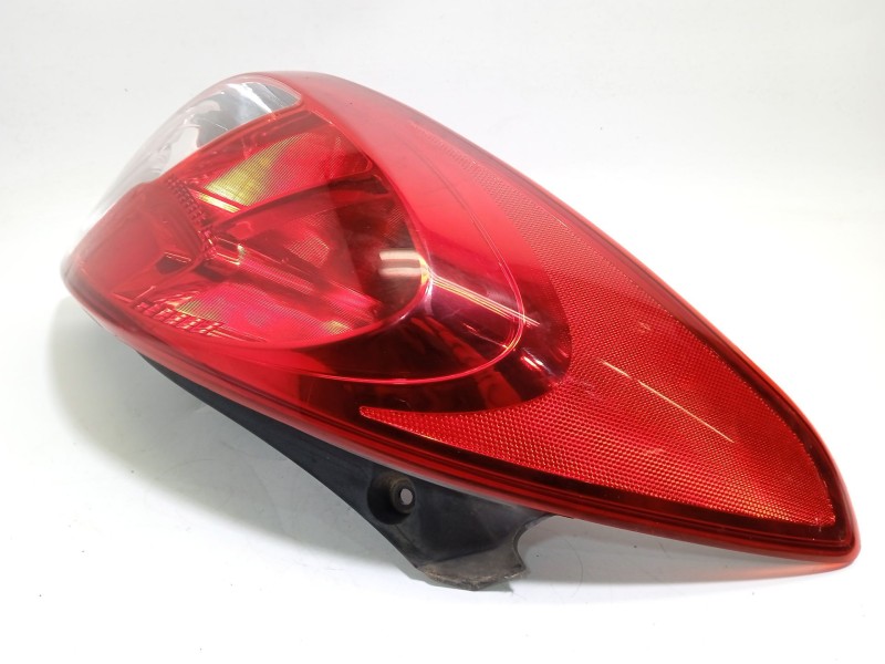 Recambio de piloto trasero izquierdo para hyundai i20 i (pb, pbt) 1.2 referencia OEM IAM 924014P500  