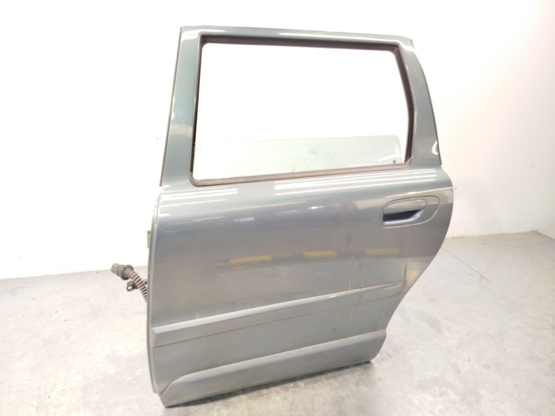 Recambio de puerta trasera izquierda para volvo v70 ii (285) d5 awd referencia OEM IAM 30649493  