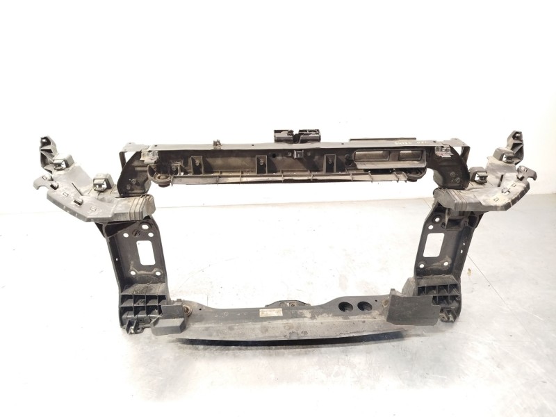 Recambio de panel frontal para hyundai tucson (tl, tle) 1.6 gdi referencia OEM IAM 64101D7001  