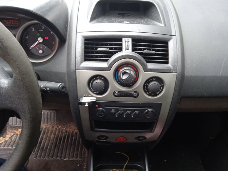 renault megane ii station wagon (km0/1_) del año 2004