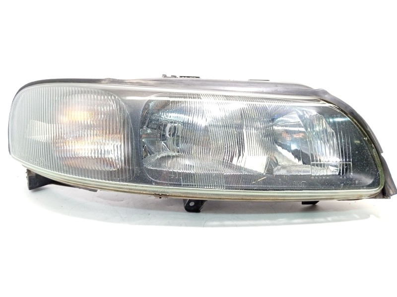 Recambio de faro derecho para volvo v70 ii (285) d5 awd referencia OEM IAM 8693548  89007898