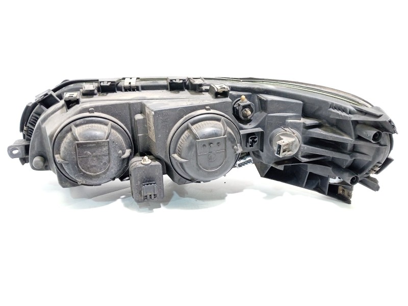 Recambio de faro derecho para volvo v70 ii (285) d5 awd referencia OEM IAM 8693548  89007898