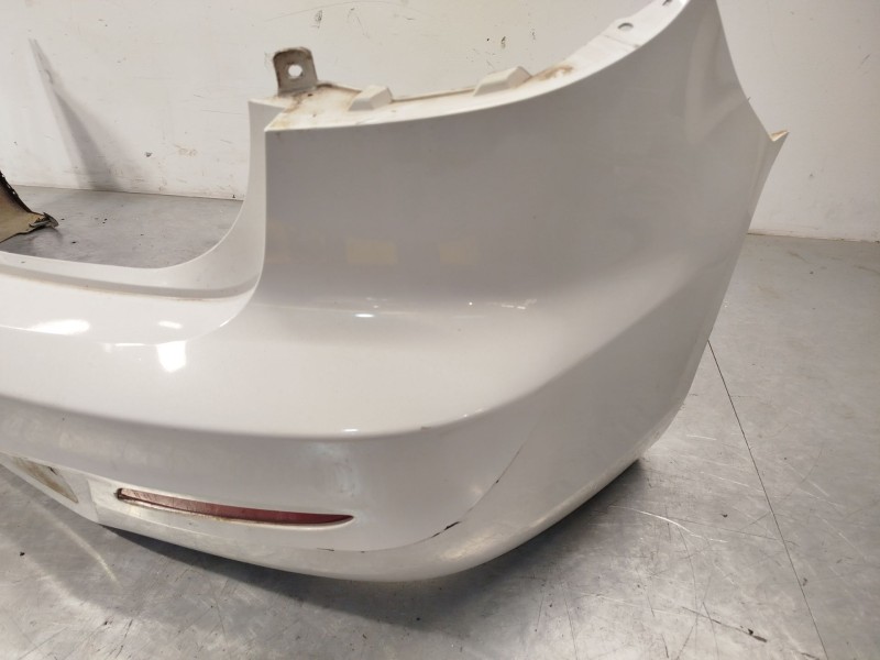 Recambio de paragolpes trasero para mazda 3 sedán (bl) 1.6 mzr cd (bl14) referencia OEM IAM BCW750221JBB  