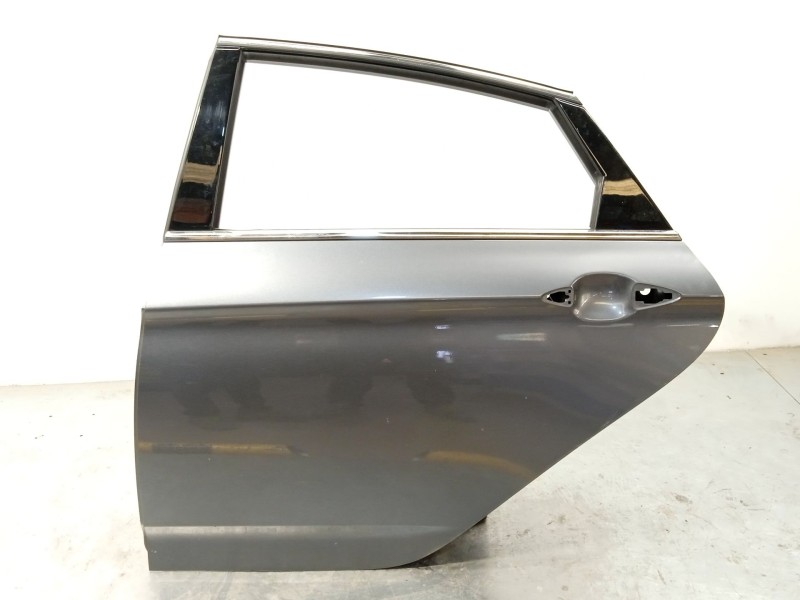 PUERTA TRASERA IZQUIERDA 770033Z300 