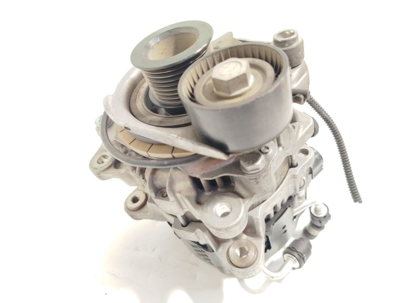 Recambio de alternador para bmw 3 (g20, g80, g28) 318 d referencia OEM IAM 8490438 12318490438 0127823036