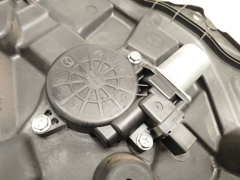 Recambio de elevalunas delantero izquierdo para mazda 3 sedán (bl) 1.6 mzr cd (bl14) referencia OEM IAM BBM45997XC  