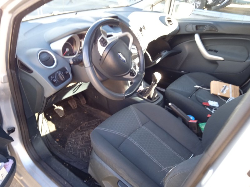 ford fiesta vi (cb1, ccn) del año 2010