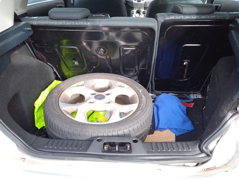 ford fiesta vi (cb1, ccn) del año 2010