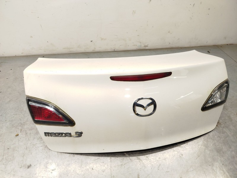 Recambio de tapa maletero para mazda 3 sedán (bl) 1.6 mzr cd (bl14) referencia OEM IAM BBY45261XD  