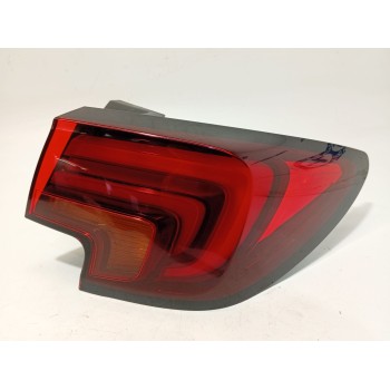 PILOTO TRASERO DERECHO 39015946 81400201