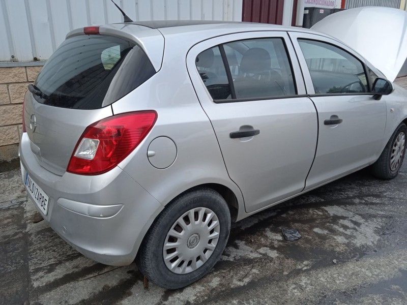 opel corsa d (s07) del año 2011