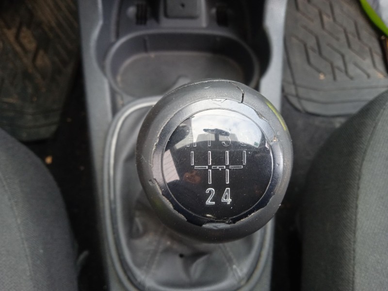 opel corsa d (s07) del año 2011