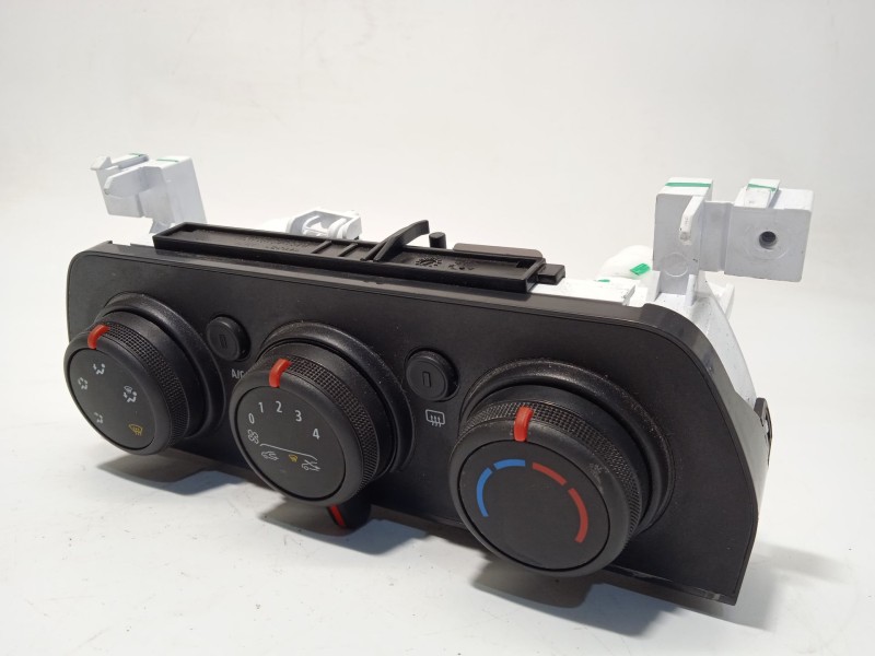 Recambio de mando calefaccion / aire acondicionado para dacia sandero iii 1.0 tce 90 referencia OEM IAM 275004395R  