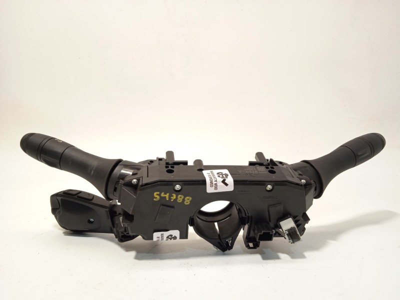 Recambio de mando intermitentes para dacia sandero iii 1.0 tce 90 referencia OEM IAM 255670975R  