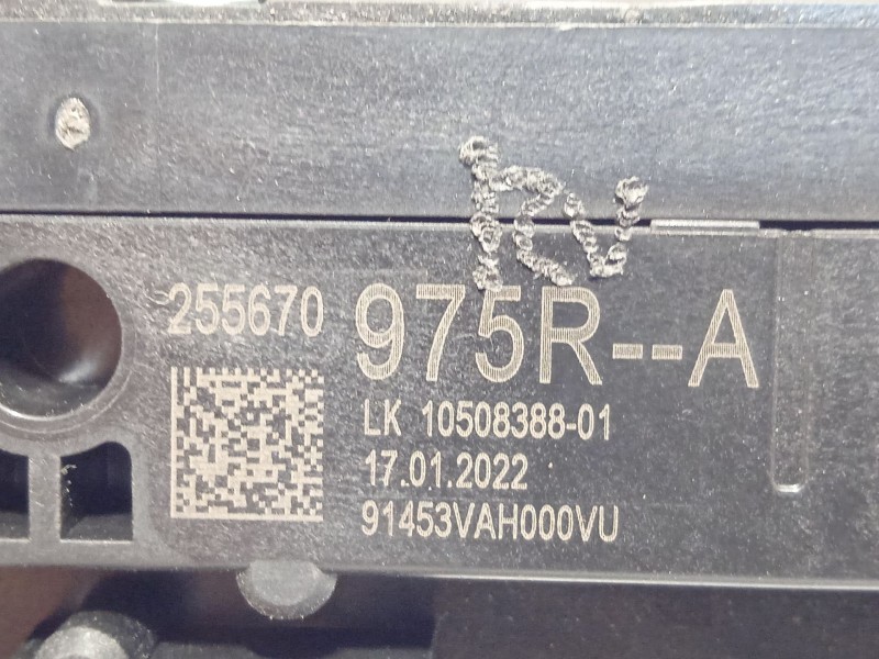 Recambio de mando intermitentes para dacia sandero iii 1.0 tce 90 referencia OEM IAM 255670975R  