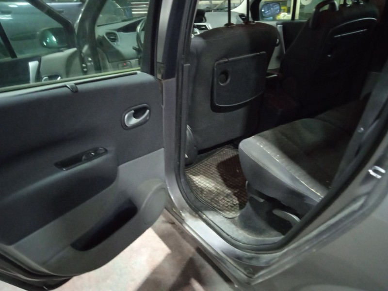 renault grand scénic ii (jm0/1_) del año 2009