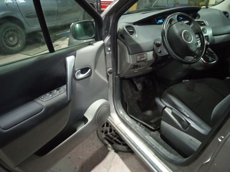 renault grand scénic ii (jm0/1_) del año 2009