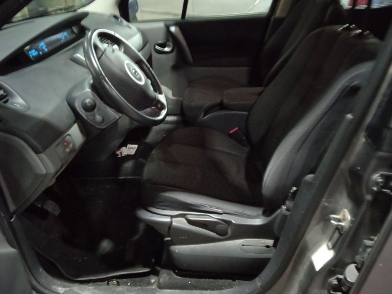 renault grand scénic ii (jm0/1_) del año 2009