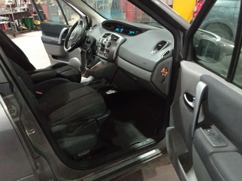 renault grand scénic ii (jm0/1_) del año 2009