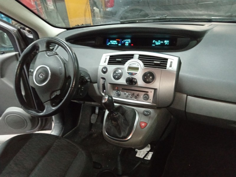 renault grand scénic ii (jm0/1_) del año 2009