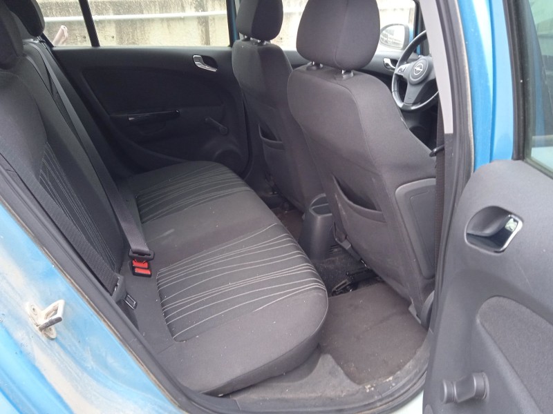 opel corsa d (s07) del año 2010