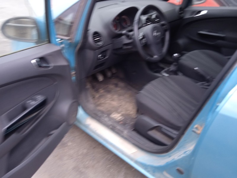 opel corsa d (s07) del año 2010