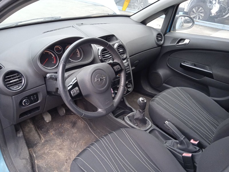 opel corsa d (s07) del año 2010