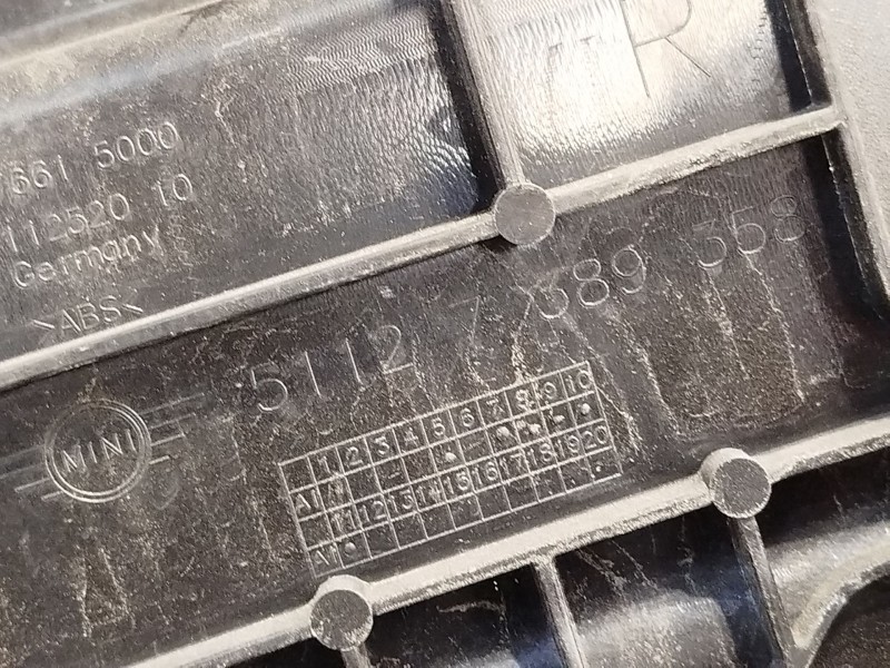 Recambio de molduras traseras para mini mini countryman (f60) cooper referencia OEM IAM 51127389358  