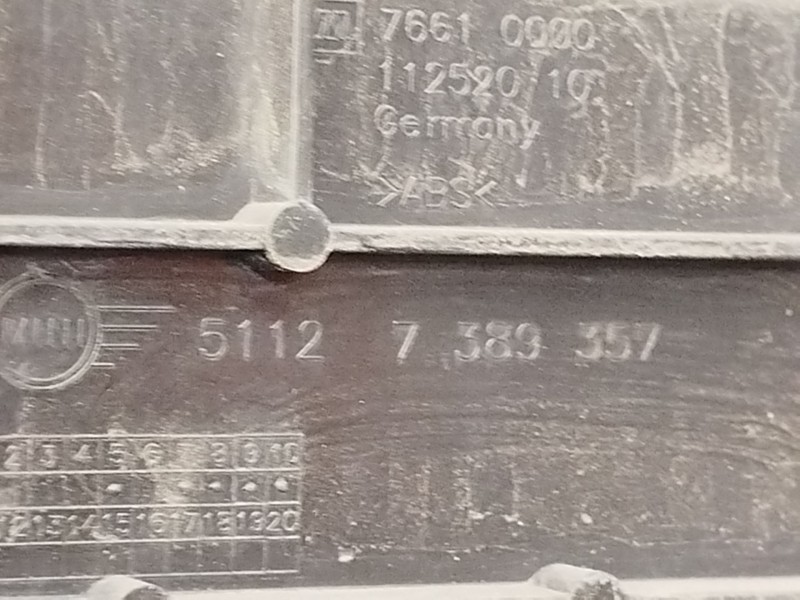 Recambio de molduras traseras para mini mini countryman (f60) cooper referencia OEM IAM 51127389357  