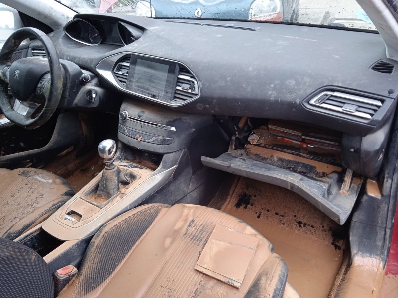 peugeot 308 ii (lb_, lp_, lw_, lh_, l3_) del año 2017