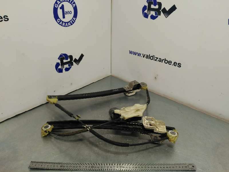 ELEVALUNAS DELANTERO IZQUIERDO 5F4837461D 5Q0959801B