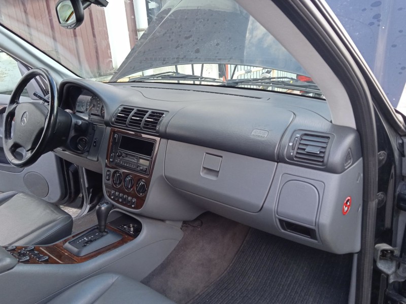 mercedes-benz clase m (w163) del año 1999