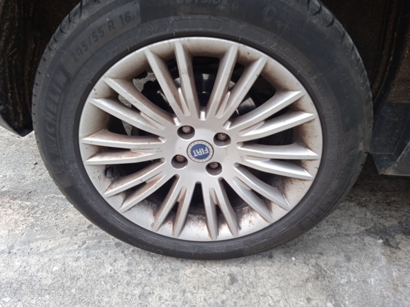 fiat bravo ii (198_) del año 2009