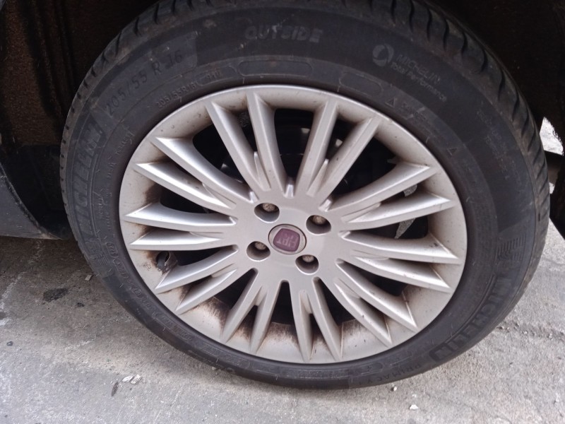 fiat bravo ii (198_) del año 2009